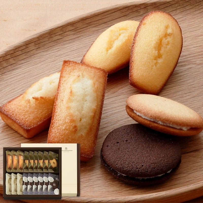 Henri Charpentier cookies Financiers and Madeleines 16 pieces 1 each