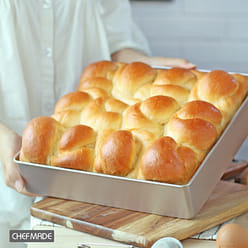 CHEFMADE Roasting Pan with Rack,11-Inch Square Deep Dish Cake Pan with Wire Rack 1 each