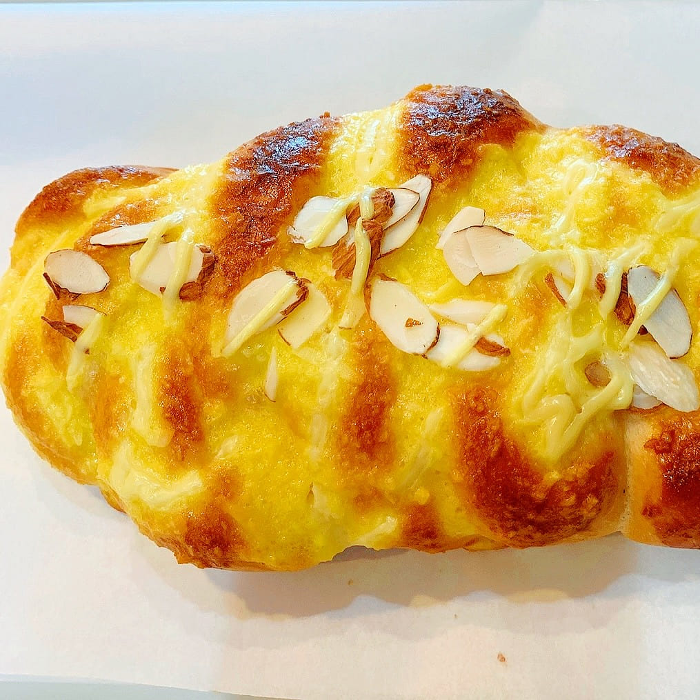 Milk Butter Coconut Bun 1 count