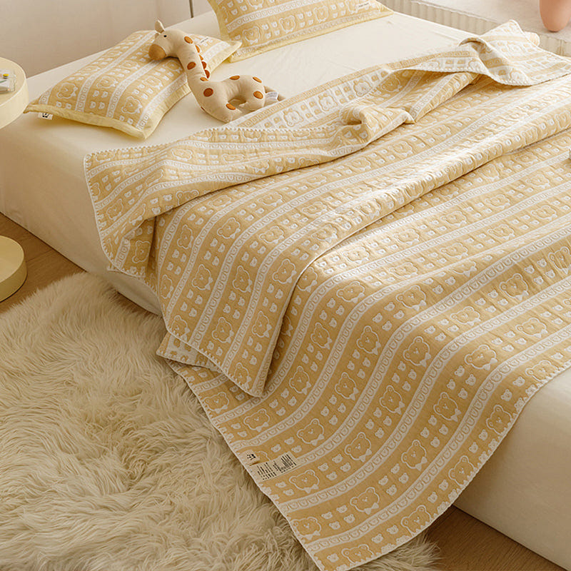 CuddlePatch Quilt Only Yellow Bear-Twin 2000 그램