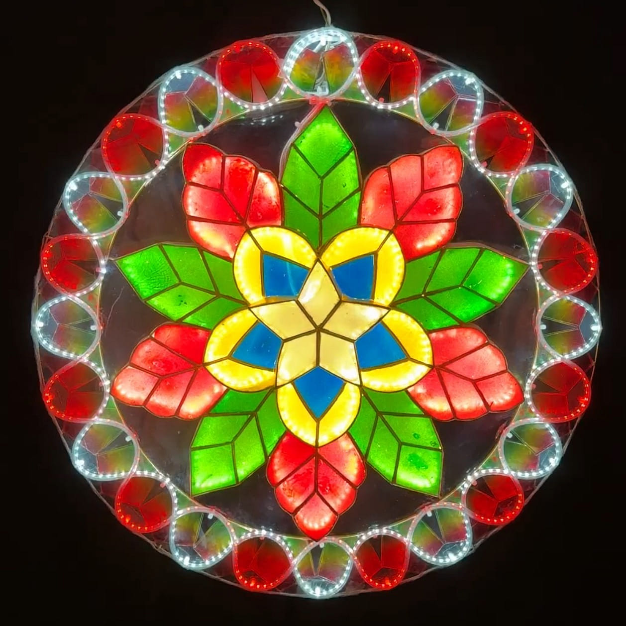 Classic Mistletoe Capiz Parol 20" 1 each