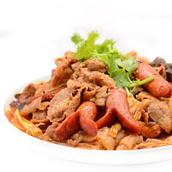 Spicy Hot Pot with Sliced Beef 500 g