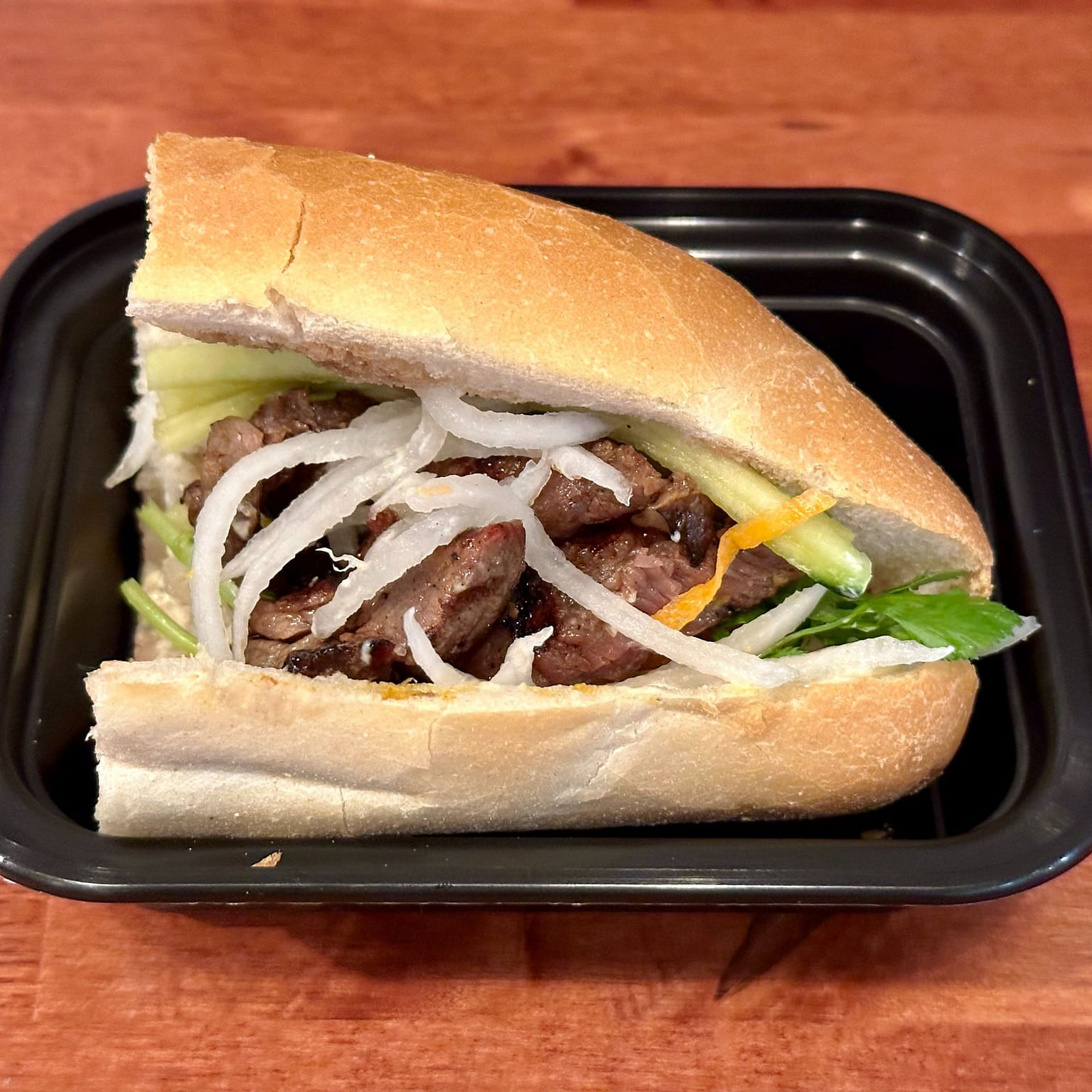 Petit Banh Mi - Grilled Beef 180 그램