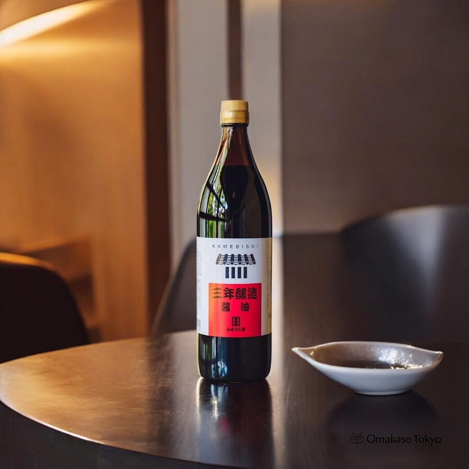 Kamebishi Sannen Brewing Soy Sauce 900 ml(ミリリットル)