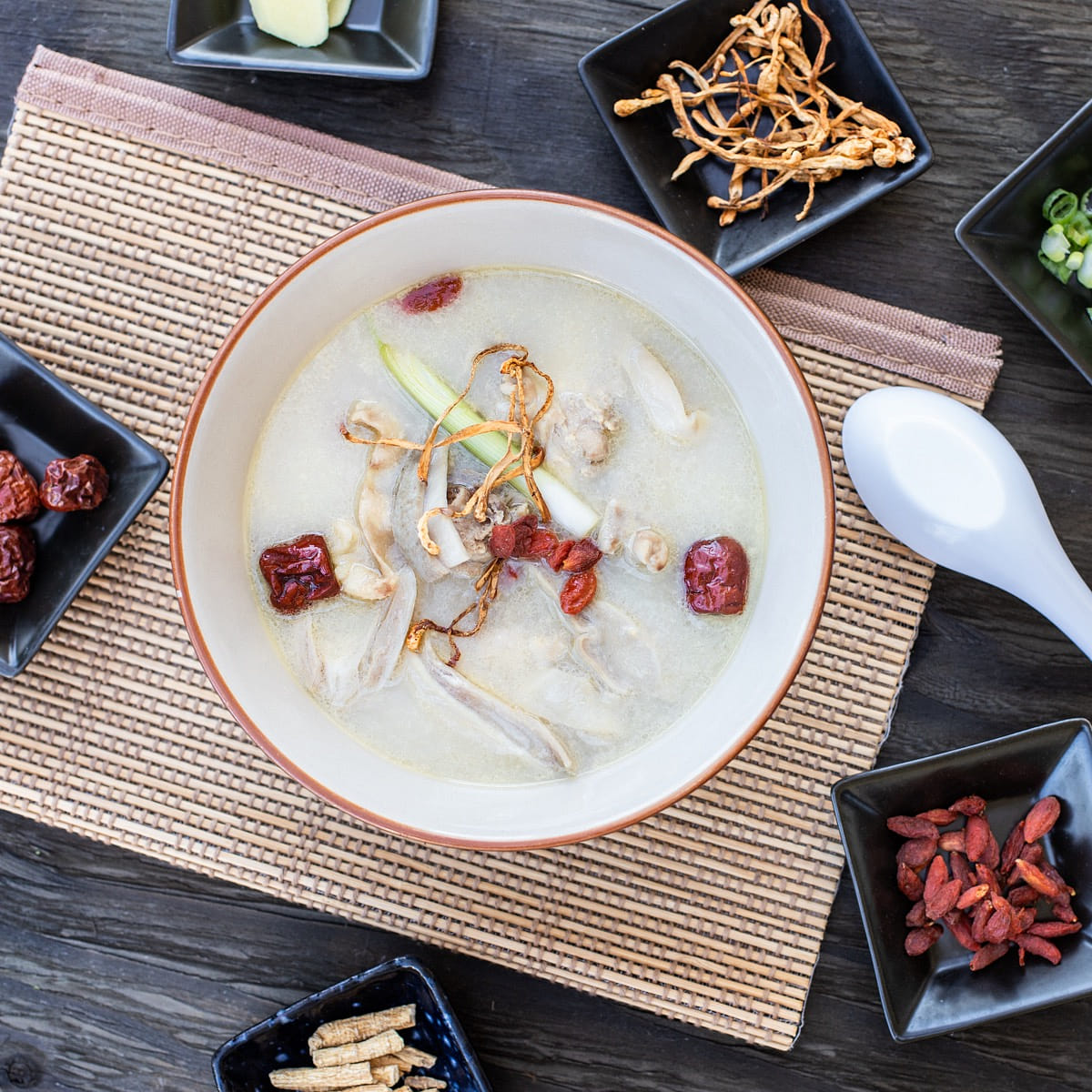 pepper pork tripe chicken soup 1 개