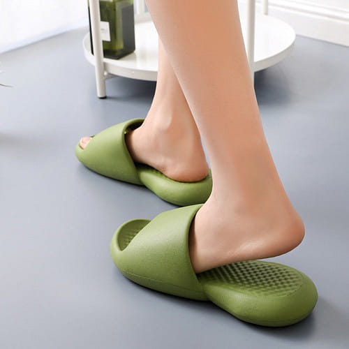 Slippers Like a Cloud Non-Slip Quick Dry Shower Sandals Bathroom, Green, 35-36 1 count