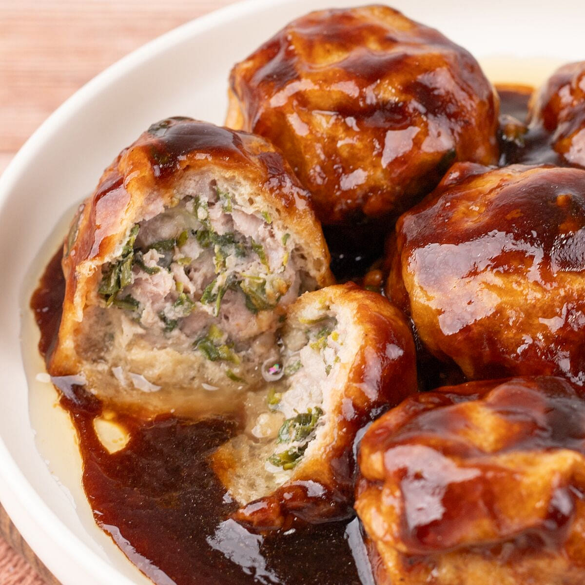 Gluten Balls stuffed with pork 6 pieces /430g 1 ส่วน