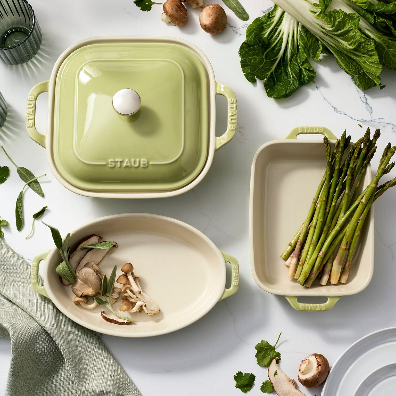 Staub 陶瓷烤盘套装 4 件套/浅绿色 1 份
