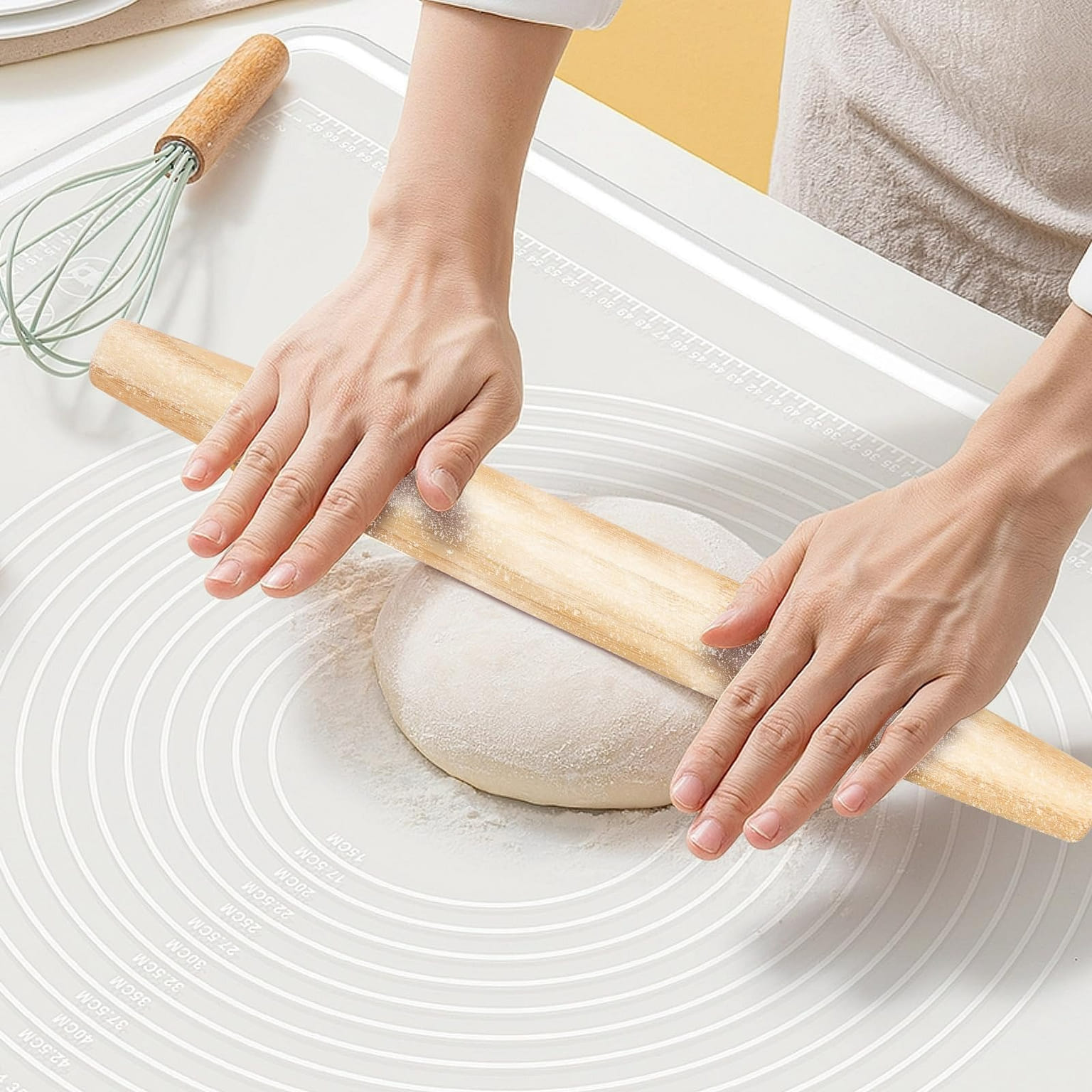 Classic Wood Rolling Pin, Wooden Roll Pin, Natural Wooden Roller with No Dents 1 개
