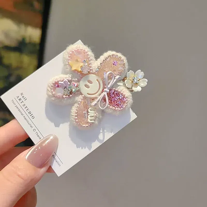 One colourful diamond bow smiley hair clip 50 g