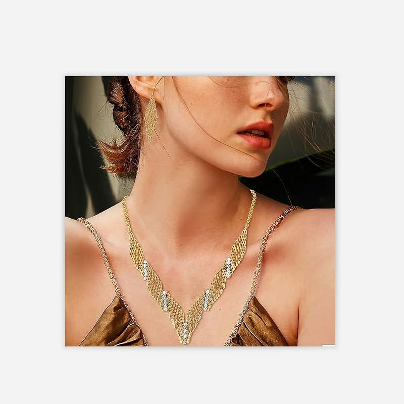 Stylish atmospheric gold woven earrings, V-shaped necklace set, medieval pendant 120 กรัม