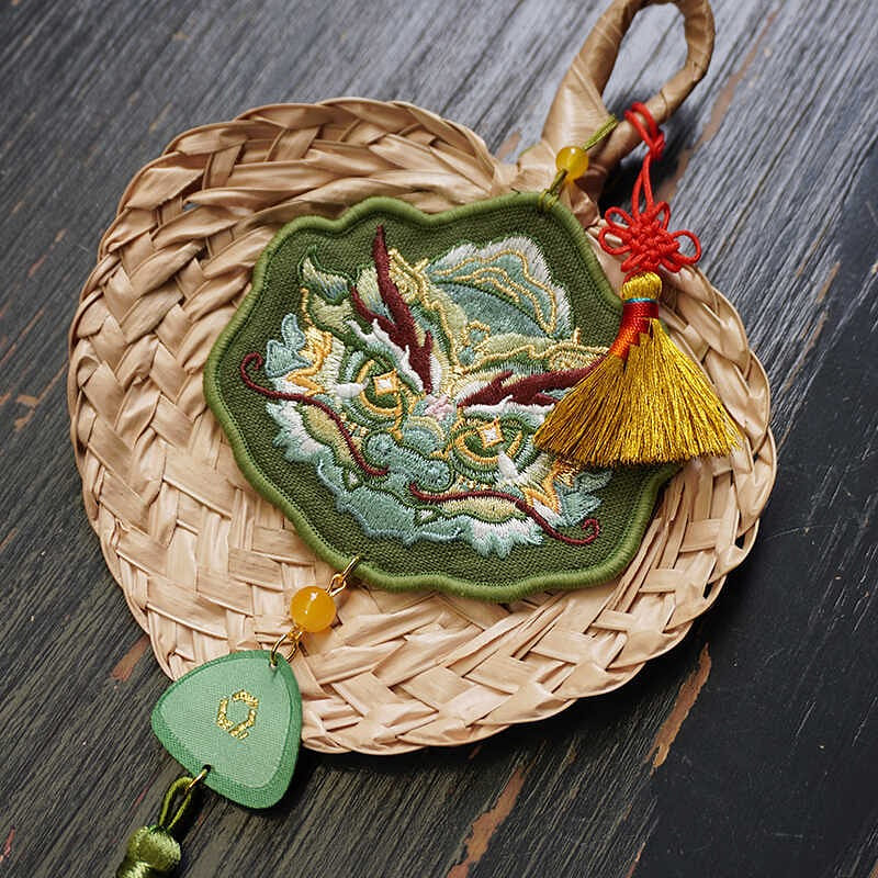 Dragon Fan Embroidered Sachet Pure Orchid Scent 1 each