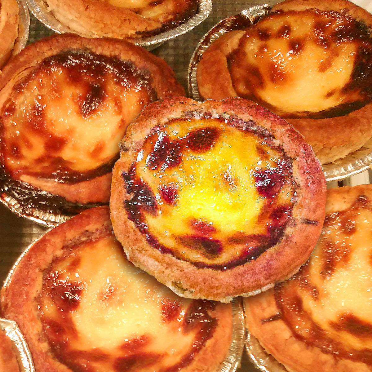 Pasteles de huevo portugueses frescos 2 count