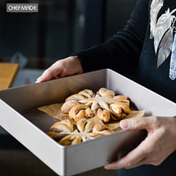 CHEFMADE Roasting Pan with Rack,11-Inch Square Deep Dish Cake Pan with Wire Rack 1 each