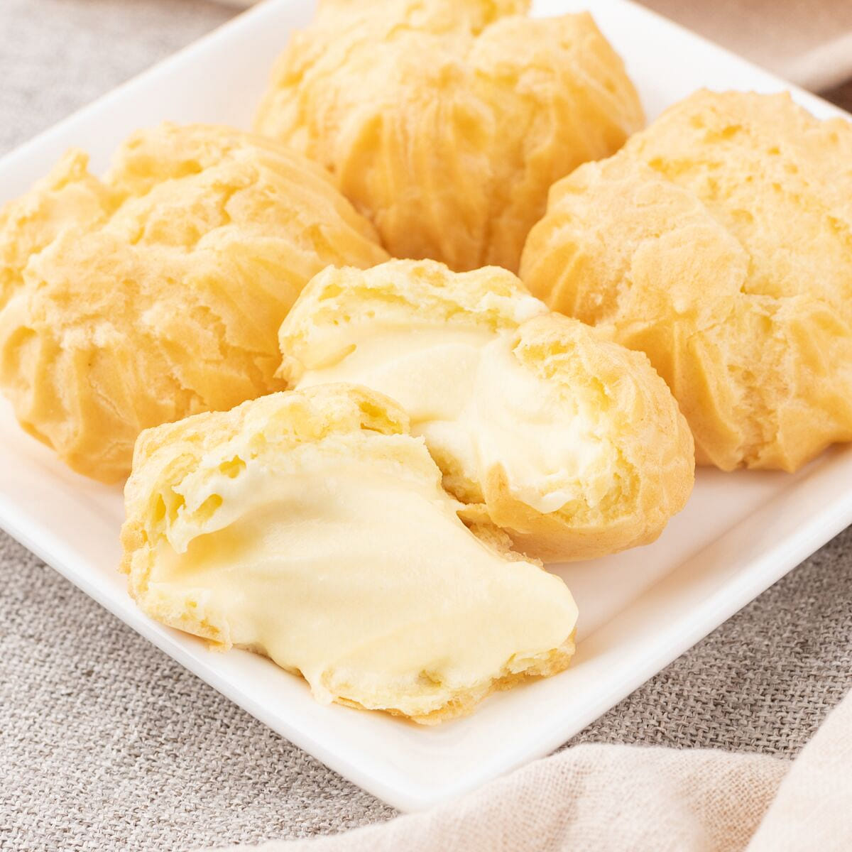 Choux Pastry/cream puff (dessert) 1 개