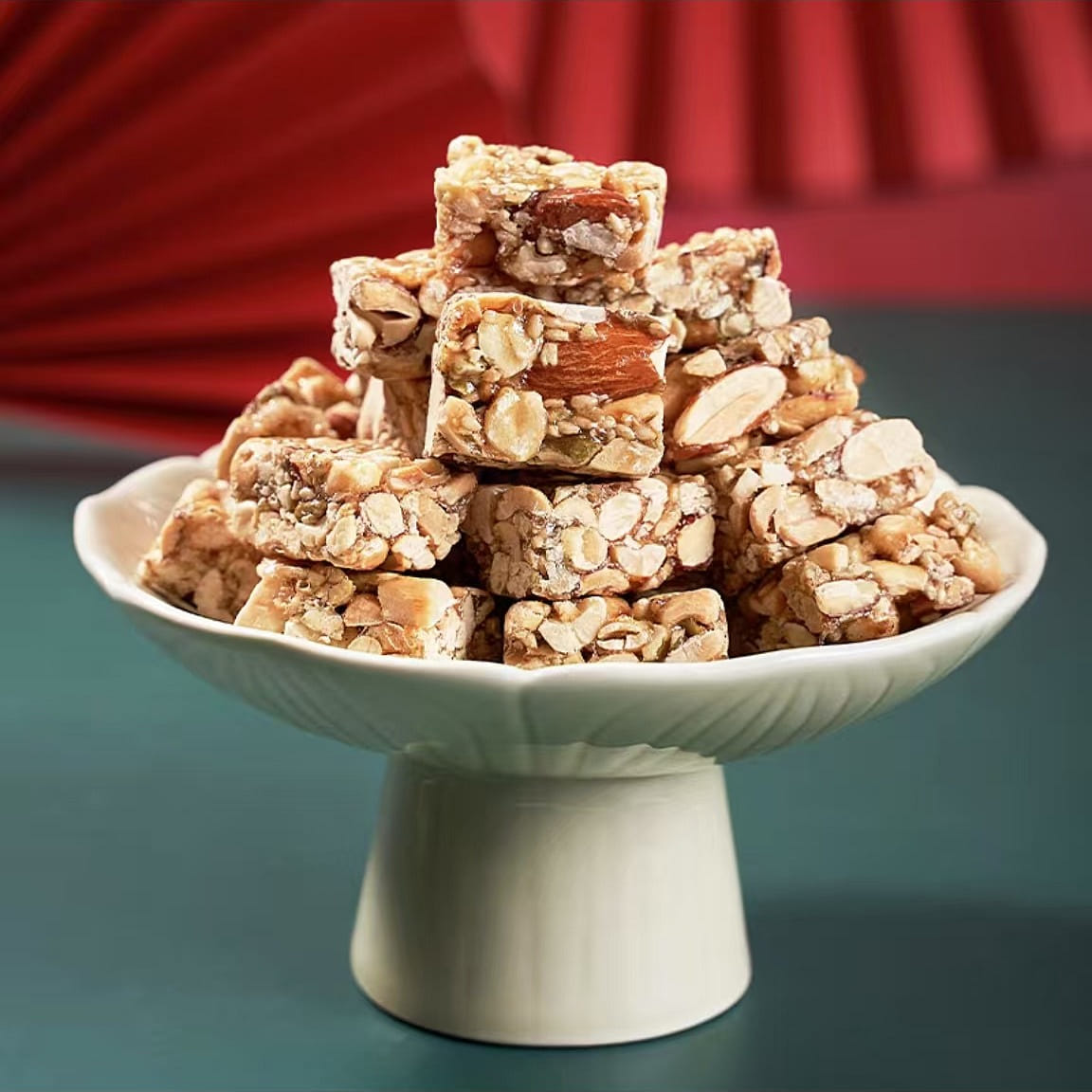 Nut crisp 250g specialty snacks are healthy and nu 250 กรัม