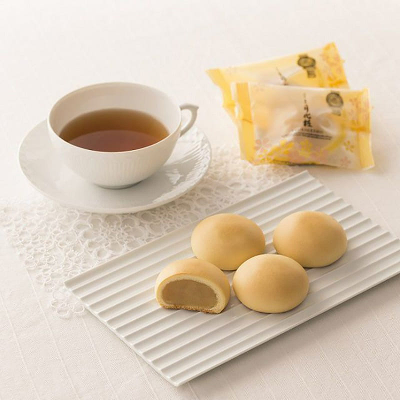 Aoki Shofuan Bun Green Bean Condensed Milk 1 piece 1 ส่วน