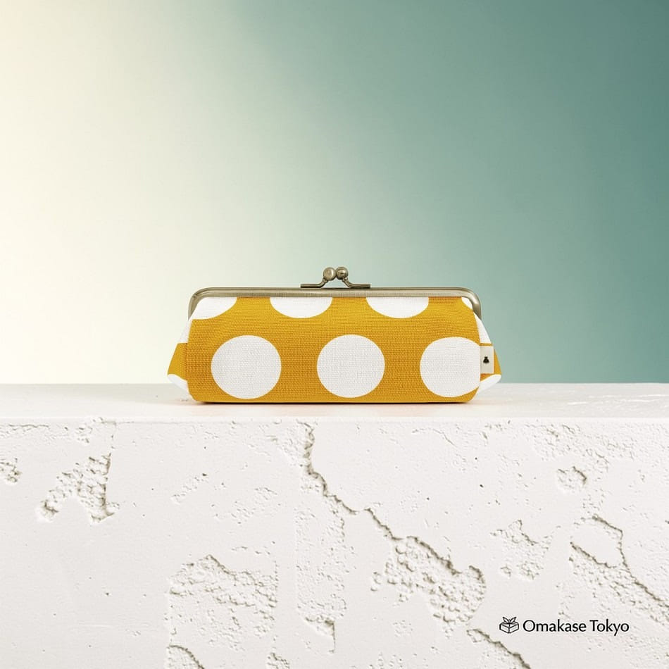 AYANOKOJI TAWARA-Shaped Pencil Case Yamabuki&White 136 g