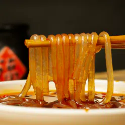 Chongqing Hot and Sour Noodles Authentic Handmade Round Fresh Coarse Vermicelli Sweet Potato Powder Sweet Potato Wet Powder 200g*1 bag 200 g