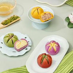 Southern Song Hu Ji - Lotus-Shaped Egg Yolk Pastry, 60g *6/Box 360 g