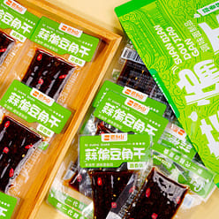 Stir-Fried Long Bean & Garlic Spicy Strips 320 g