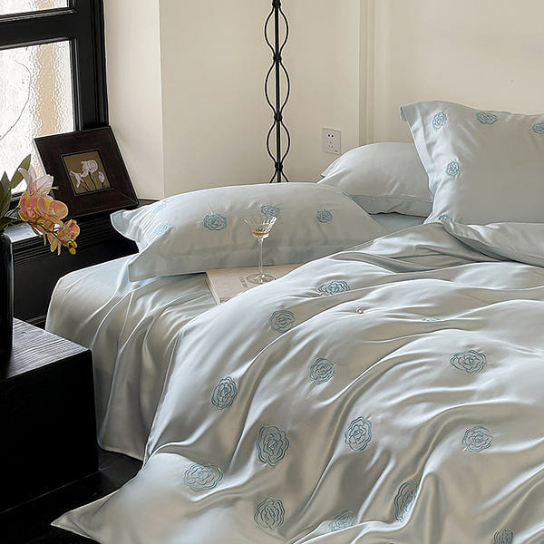 LULLABUY Camellia Satin Bedding Set Blue Camellia Double Size 2000 グラム