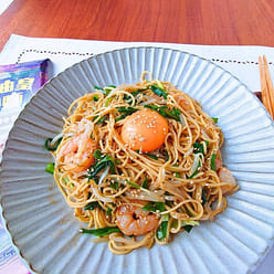 Hong Kong Soy Sauce Fried Noodles 222 g