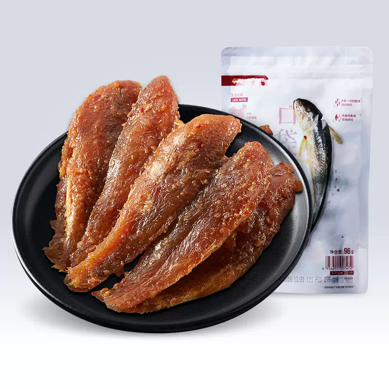 Three squirrels small yellow croaker 96g*1 bag casual snack spicy instant fish meat seafood bag 96 g
