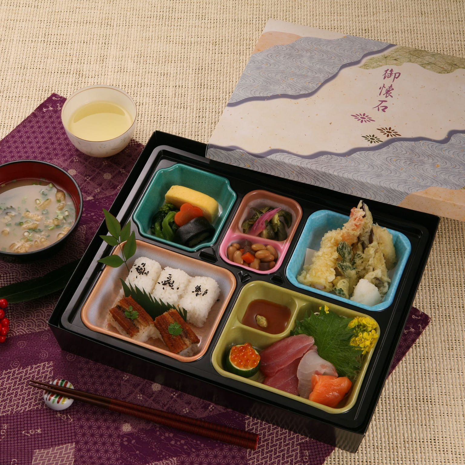 Party platter tray Disposable food container, TS-BOX110, 3 pieces, from Japan 1 ส่วน