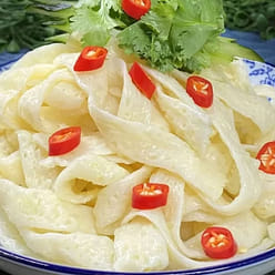 Yam cold noodles, Shaanxi specialty, with seasoning package, pure handmade 411 g