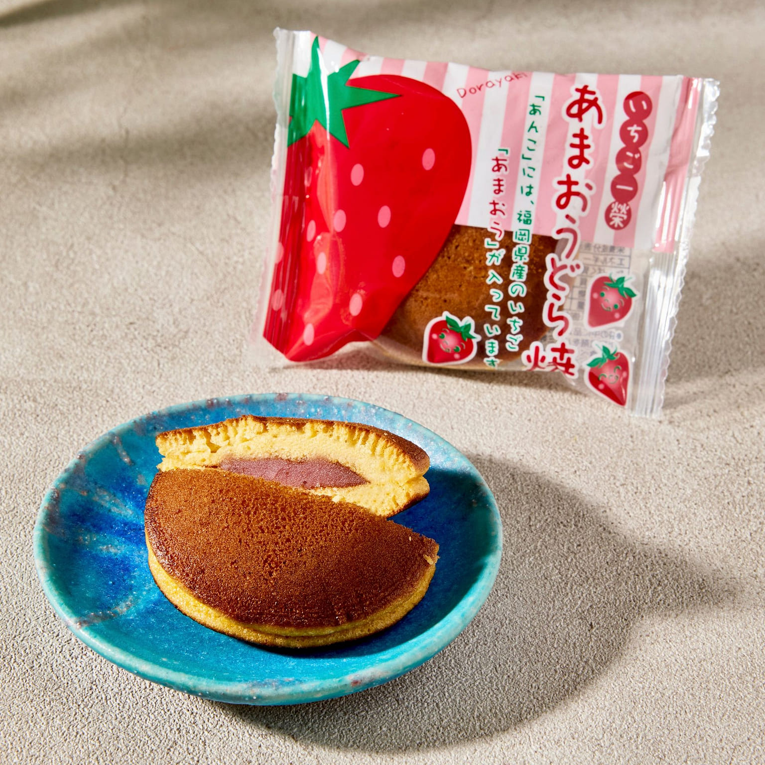 Strawberry Dorayaki (10 pieces set) 240 그램