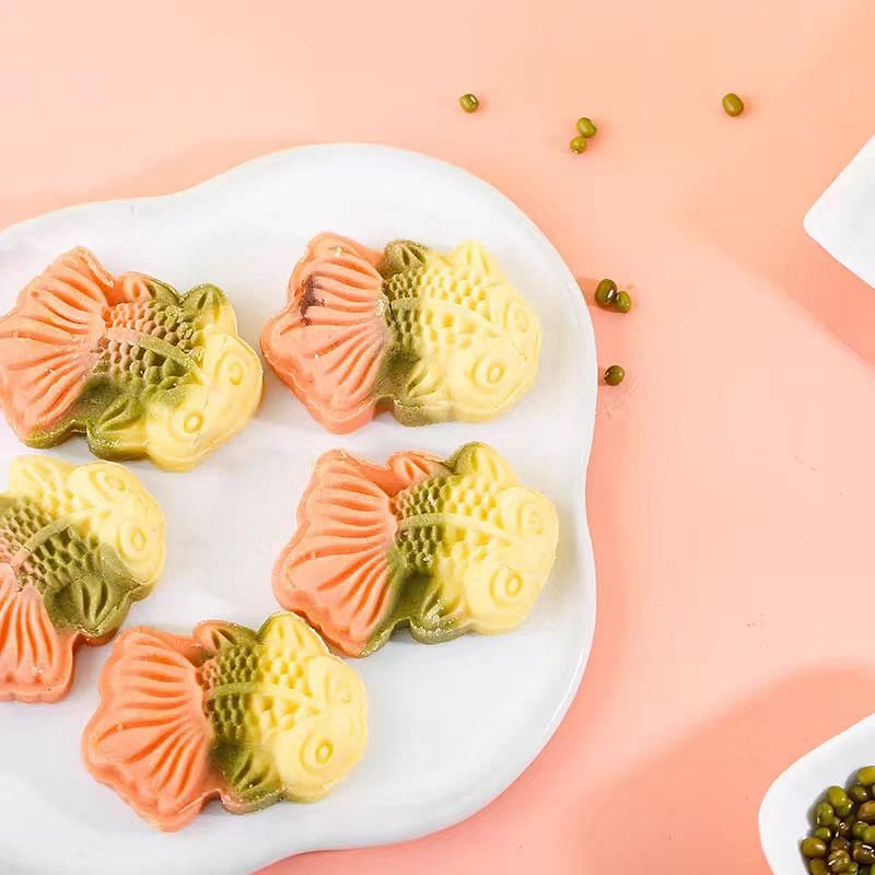 Yang Xian Sheng Koi Mung Bean cake 238g*1 box 238 กรัม