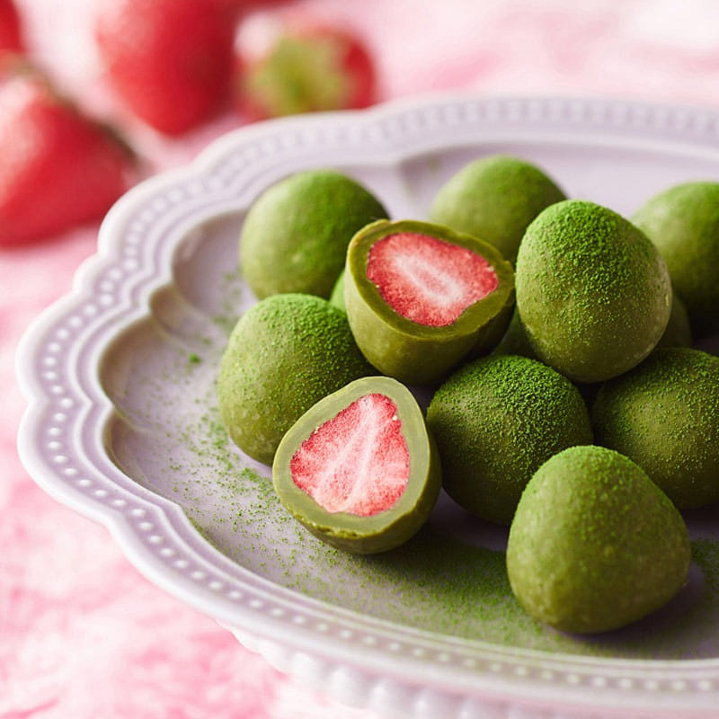 Itokyuemon Matcha Chocolate Strawberries 70g 1 each