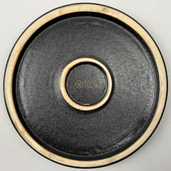 OSARA 纽约 Ibushi 金色直立边缘壁挂开胃菜 Omakase 盘子，直径 8.3 英寸。 1 份