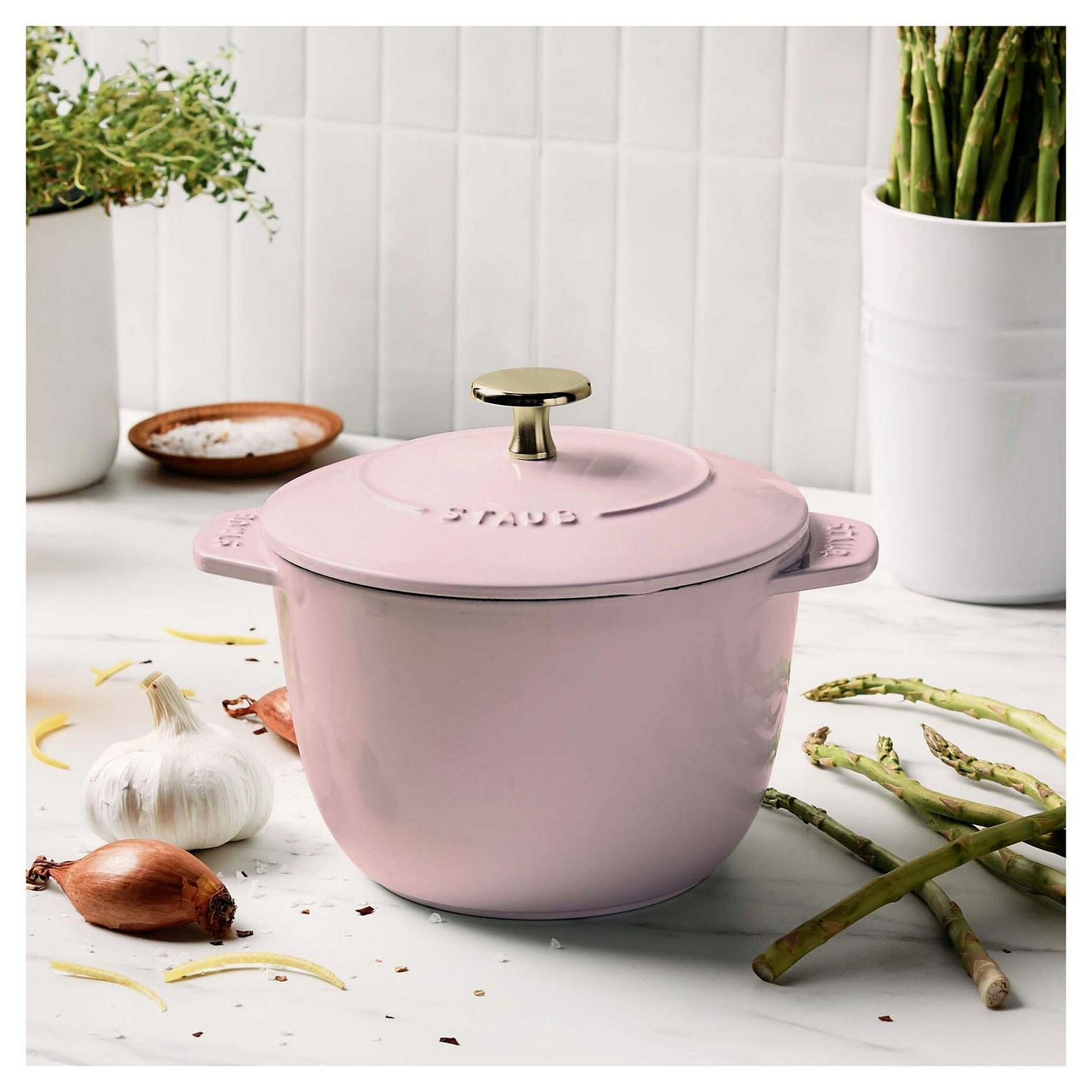 STAUB 小型鑄鐵鍋 飯釜 1.5 夸脫/牡丹粉 1 份