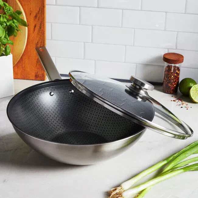 ZWILLING Joy Plus 12-inch Stainless Steel Nonstick Wok with Lid 1 개
