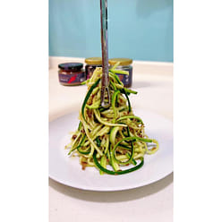 Golden Comfort : A Hosanna Egg Sauce & Noodle Set 250 g