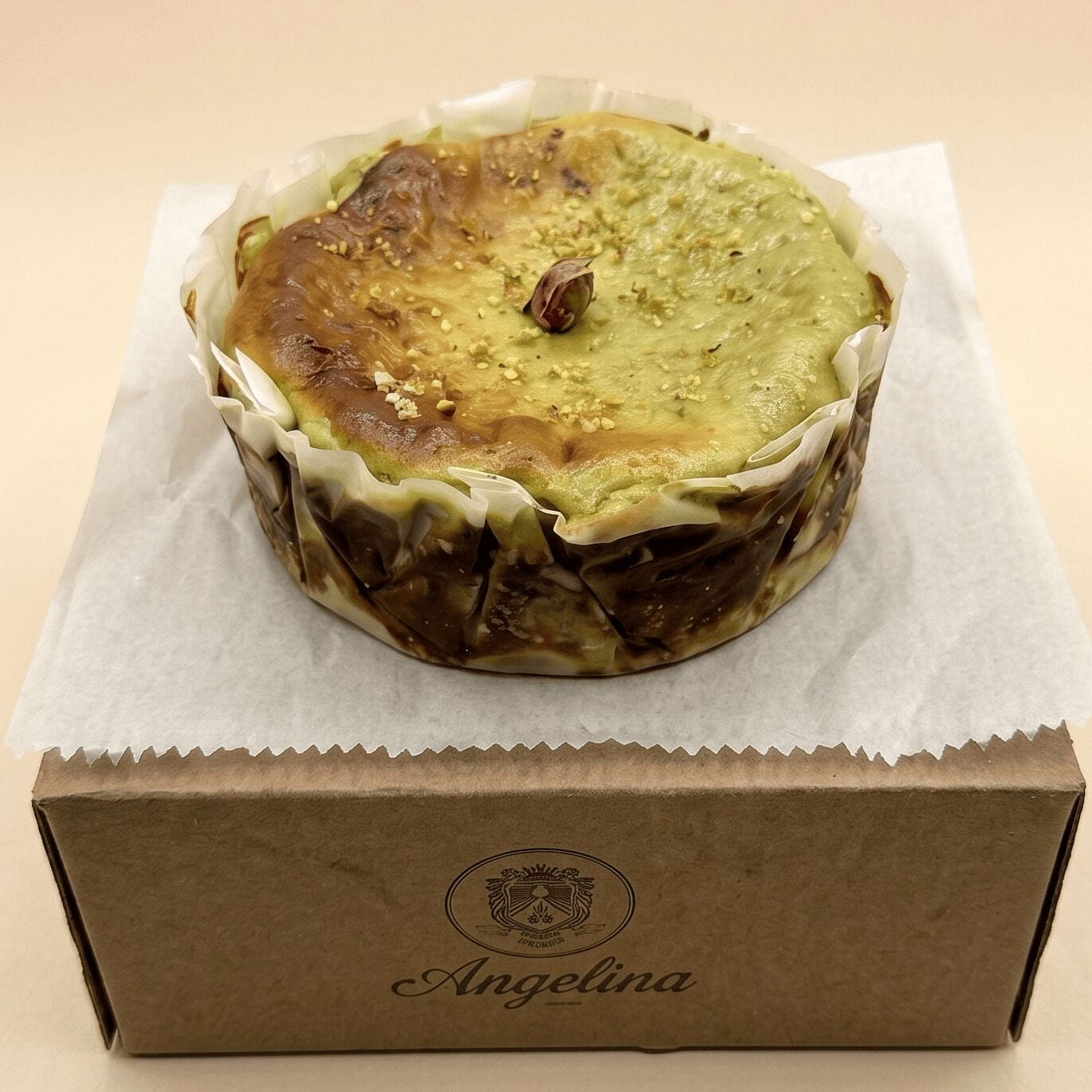 Pistachio Basque Cheesecake 230 g