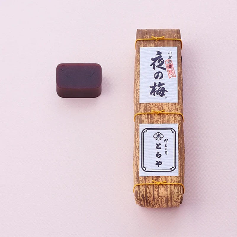 Tora-ya Yoru no Ume Yokan (Plum) 330g x 2 (total weight 700g) 1 케이스