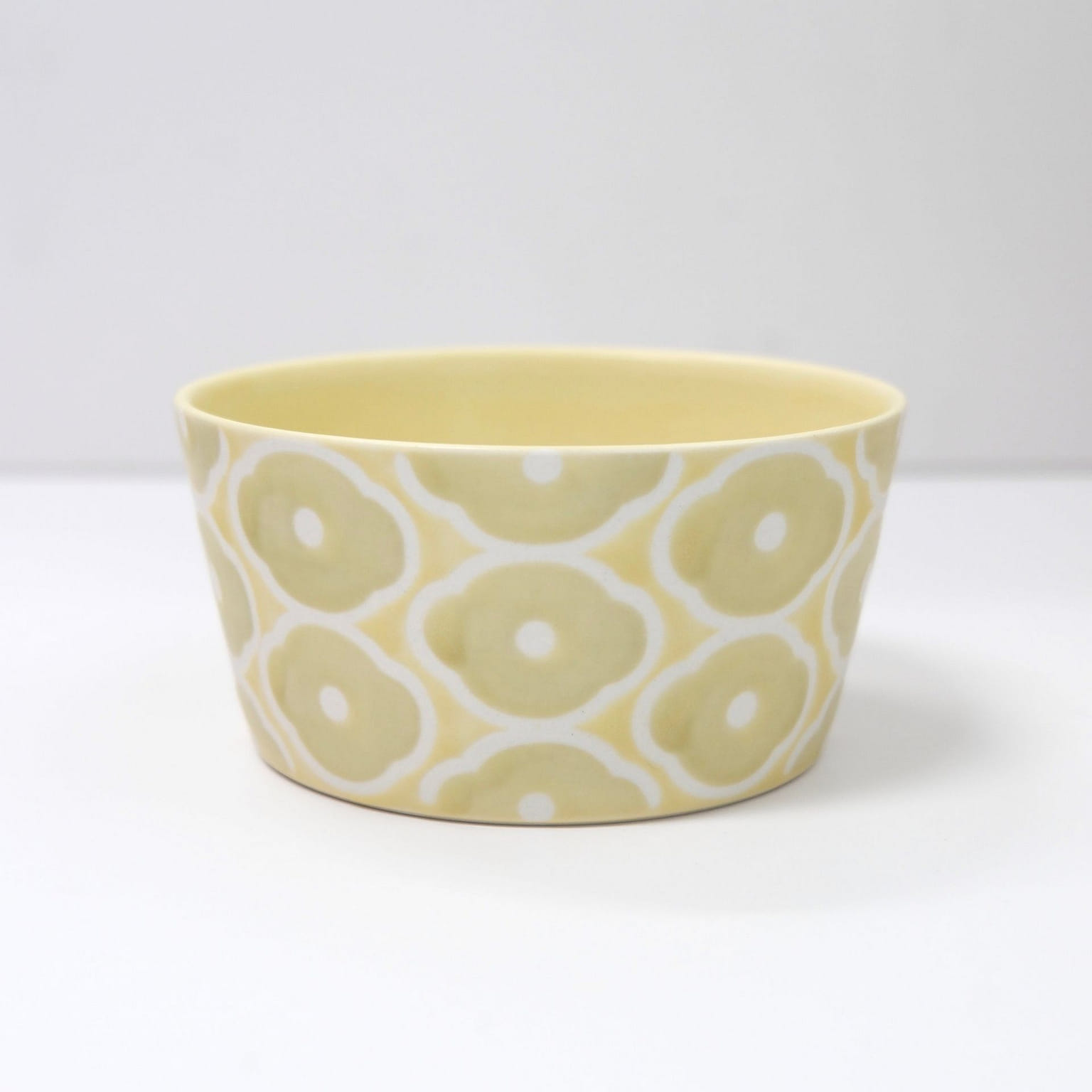 Tobe ware Pink/Yellow Series - Yellow Salad Bowl 1 개입