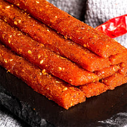 Gen's Vegetarian Ox Tail Seasoned Pasta Snacks Spicy 18g/bag 18 g