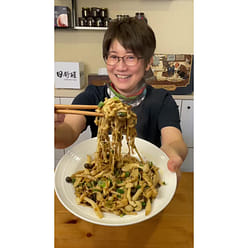 Bold Harmony: A Hosanna XO Egg Sauce & Noodle Set 250 g