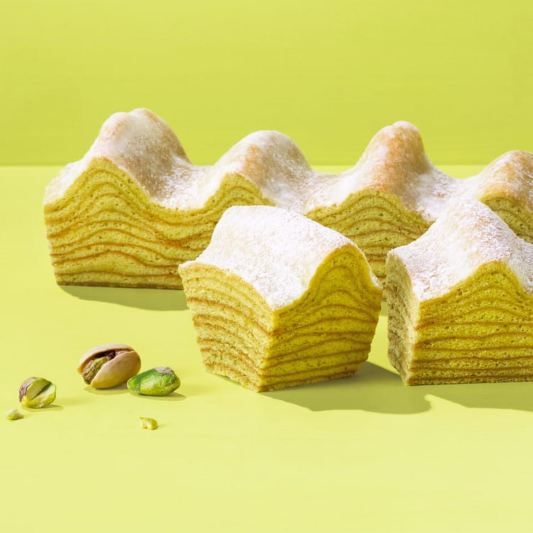 Get Japan Nenrinya Pistachio Mount Baumkuchen Delivered | Weee