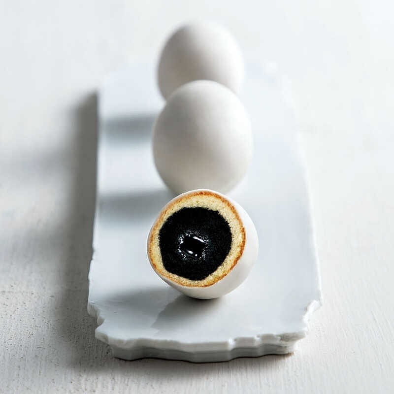 Tokyo Tamaya Sesame White Chocolate Egg Cake 12pcs 1 box