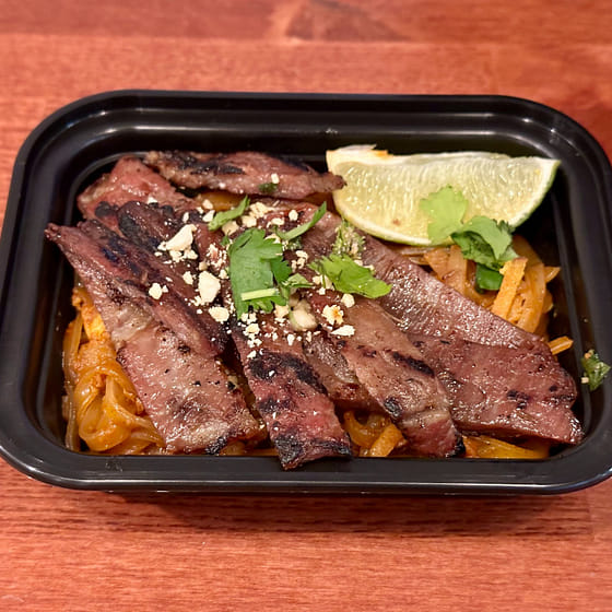 weee_freshgourmet_Mini Pad Thai - Grilled Pork 250 g