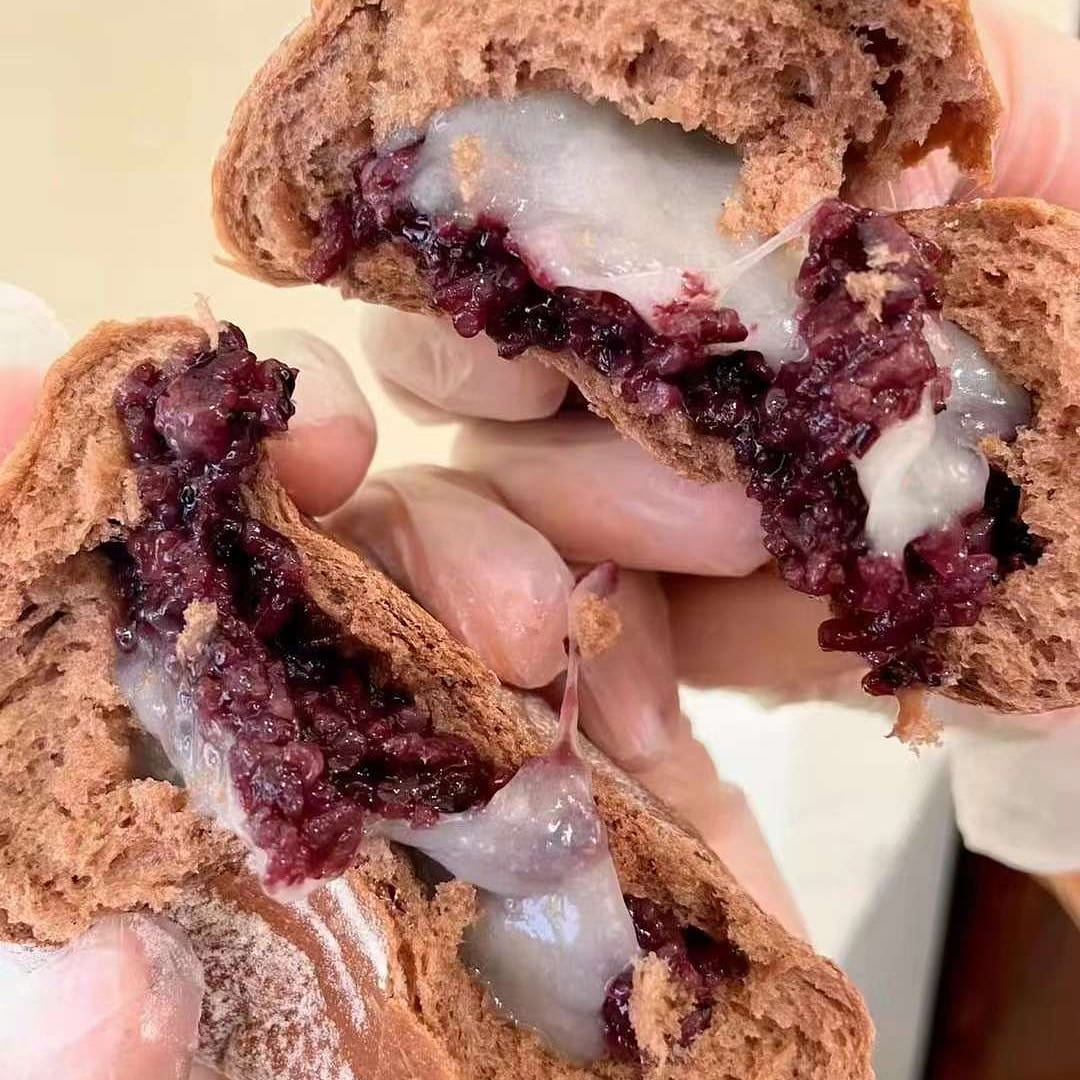 Coco Purple Rice Mochi Bread 280 g