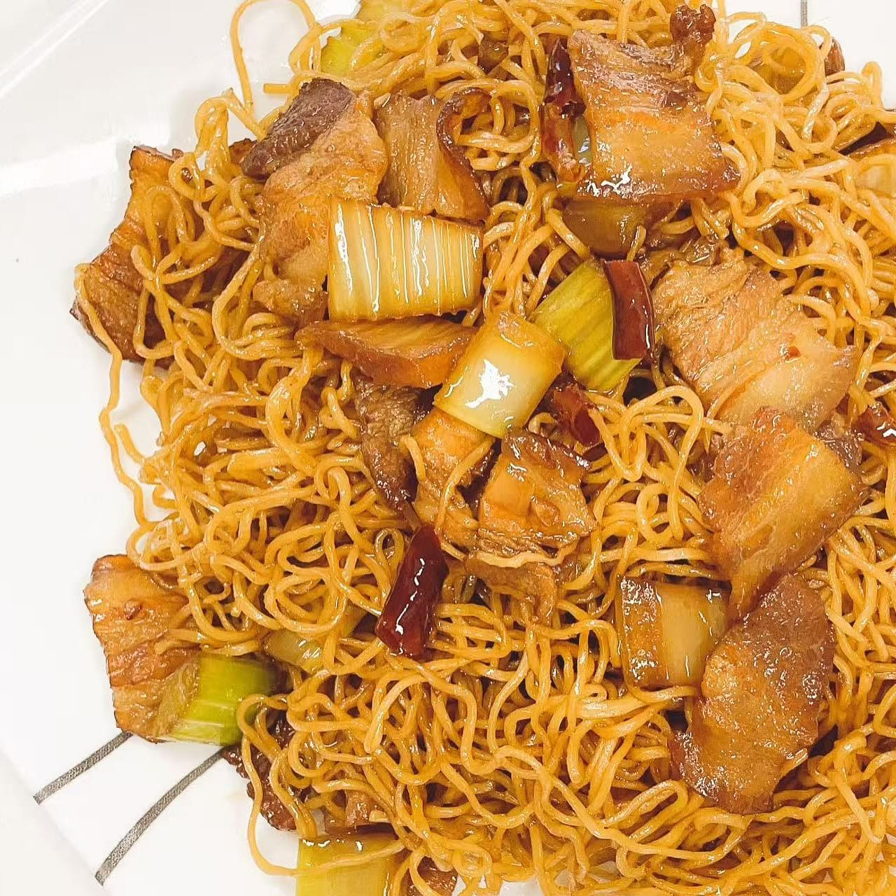 Steamed Noodle With Pork & Celery 1 each