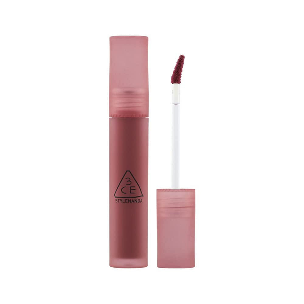 3CE BLUR WATER TINT(4.6g) 柔軟脣部，不易塗抹，模糊妝感 (#DOUBLE WIND) 含防曬霜 (1ml*3ea) 20.9 份