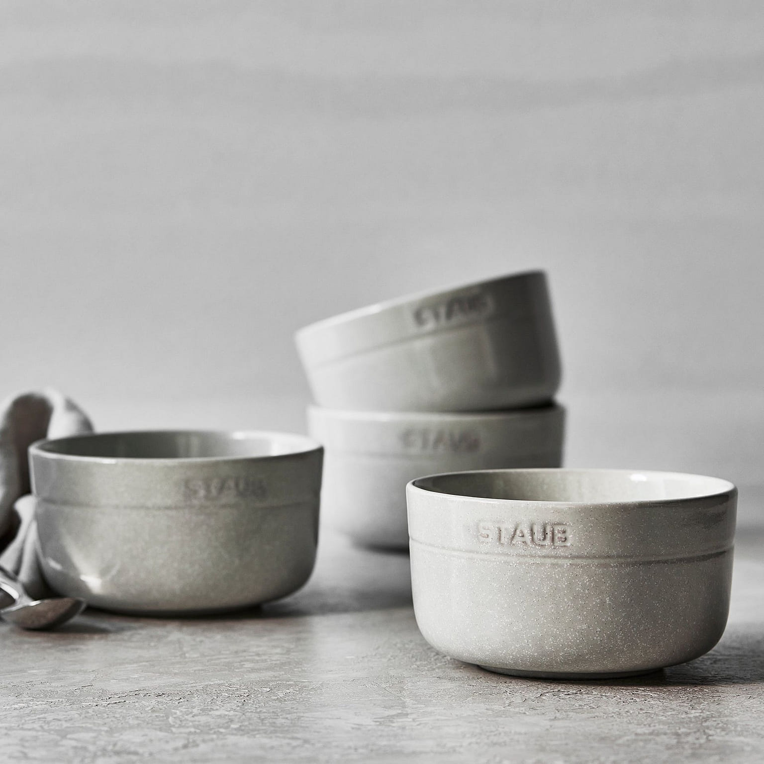 STAUB Ceramic Dinnerware 4-pc 5-inch Cereal Bowl Set 4-pc / White Truffle 1 個