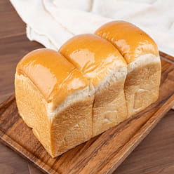 Fresh Milk Toast Uncut 1 each